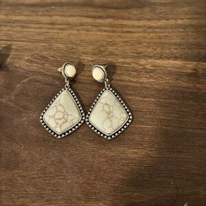 Western style earrings